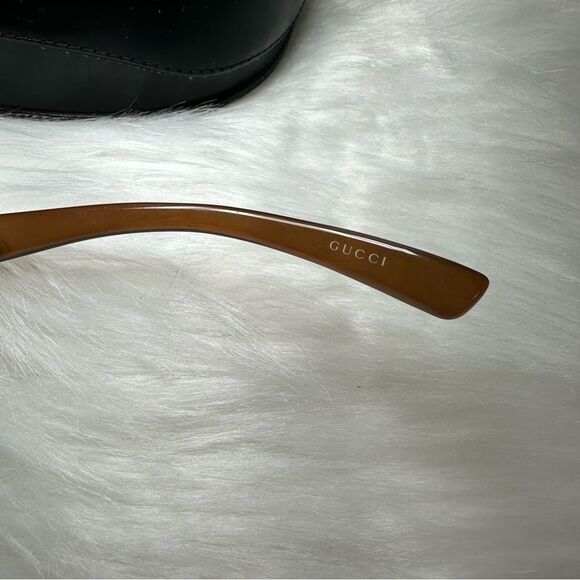 Vintage Gucci Sunglasses - Picture 7 of 10